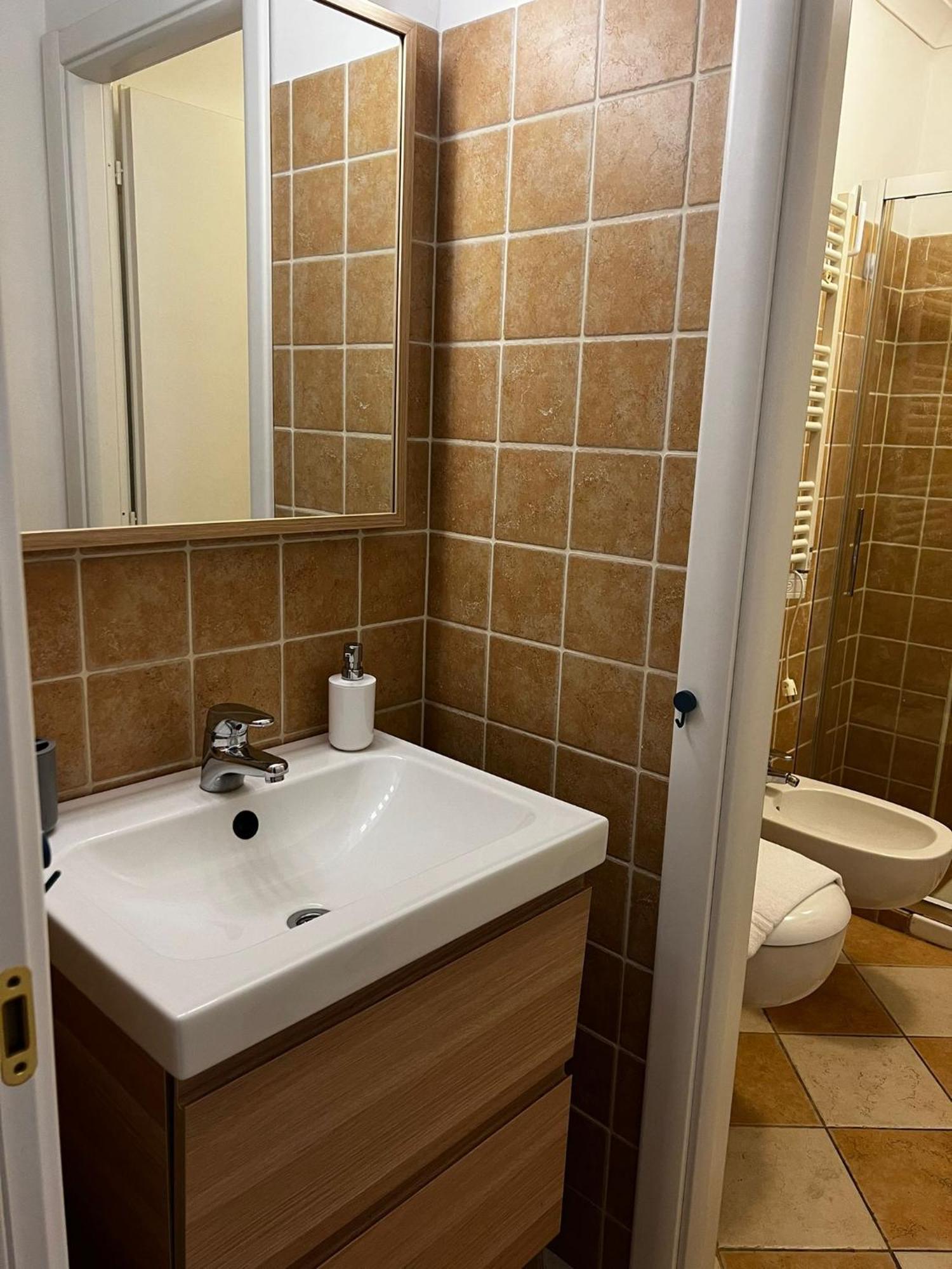 Darsena Apartments Савона Экстерьер фото
