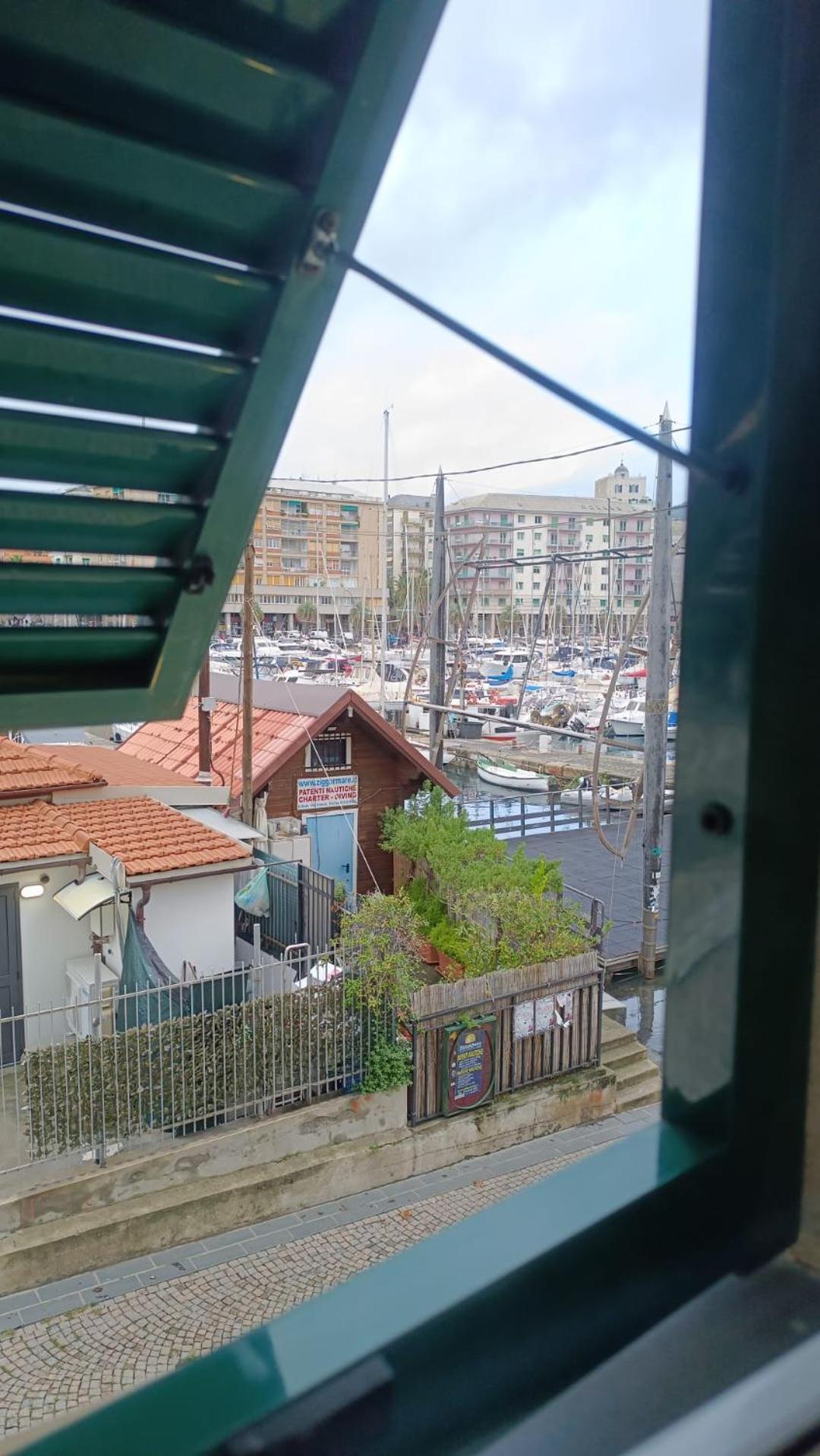 Darsena Apartments Савона Экстерьер фото
